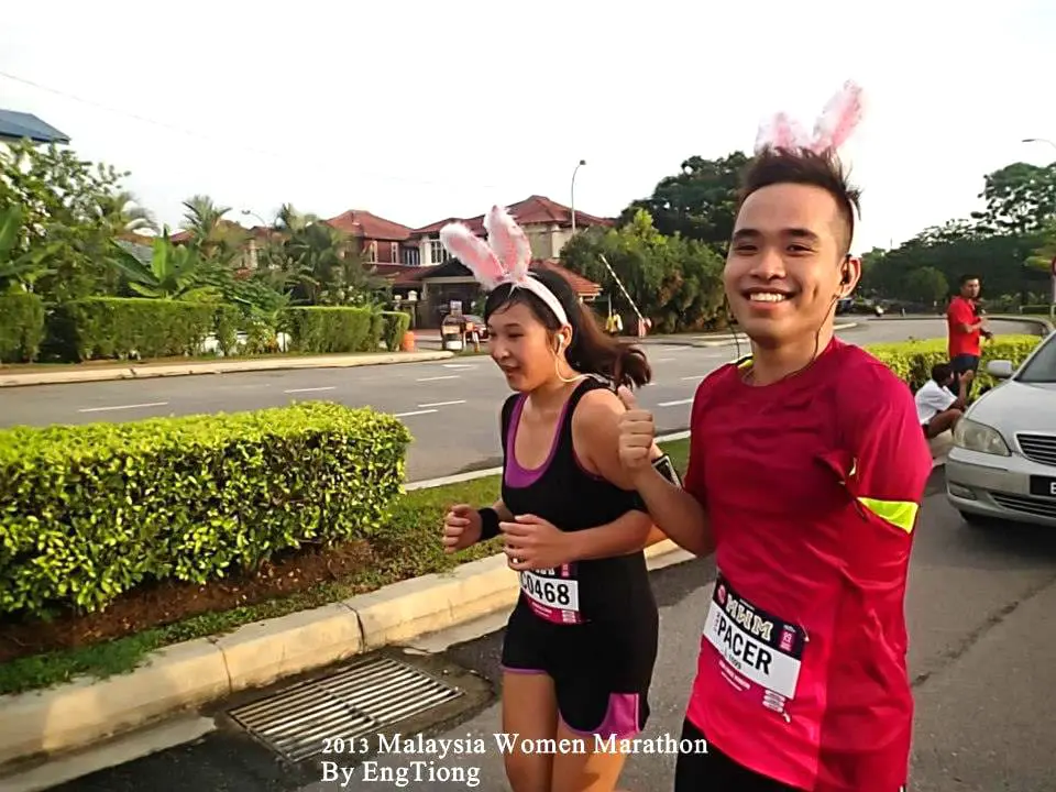 Michelle (left) and CK Loh in a run