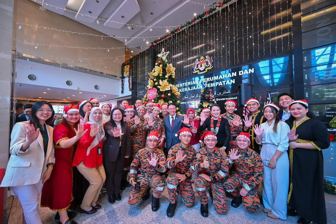 Ministry of Housing & Local Government Celebrates Christmas 001.jpeg