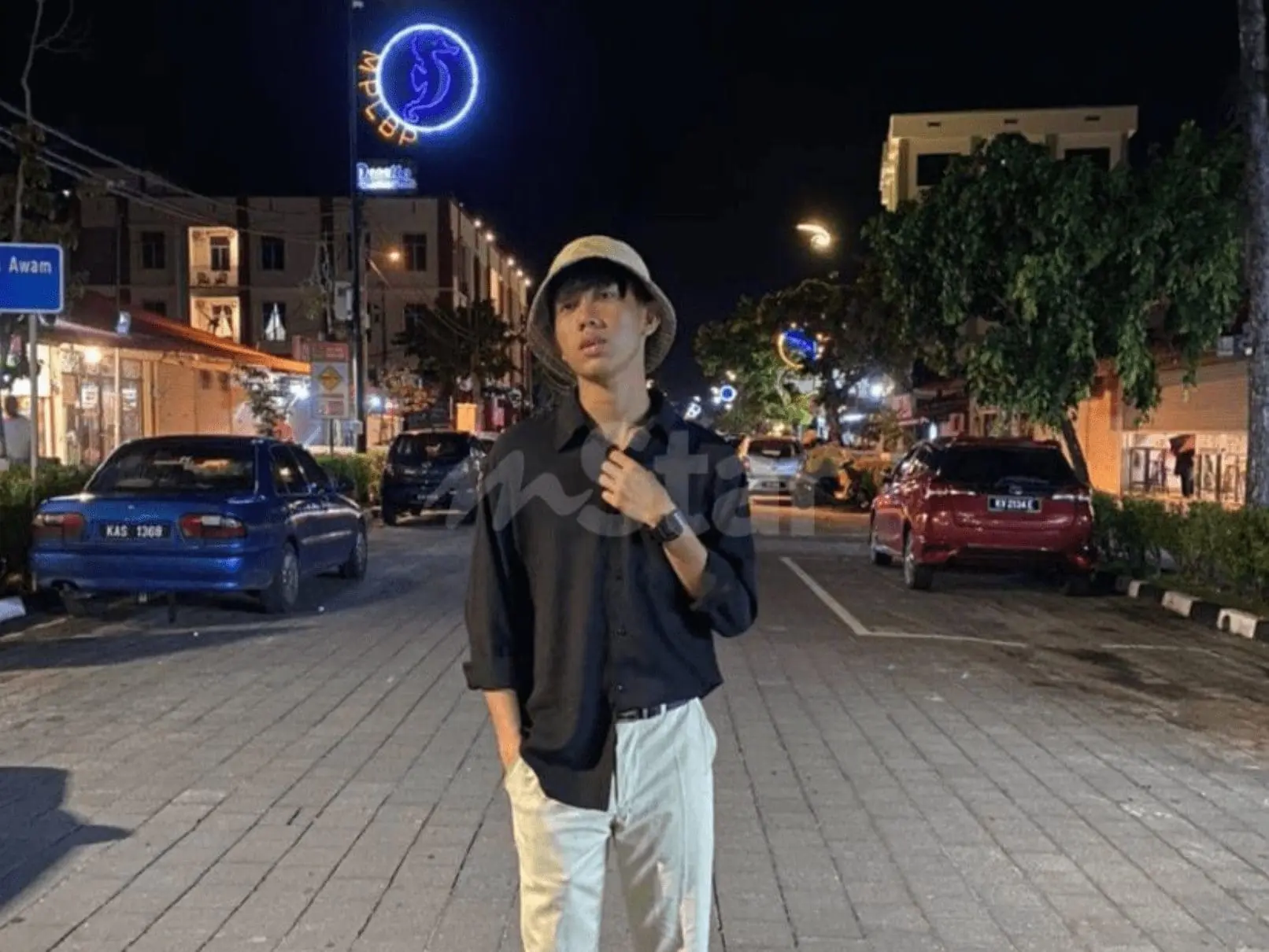 Mohamad Noor Omar Mokhtar Abdul Rahman receives MyKad After 8 years