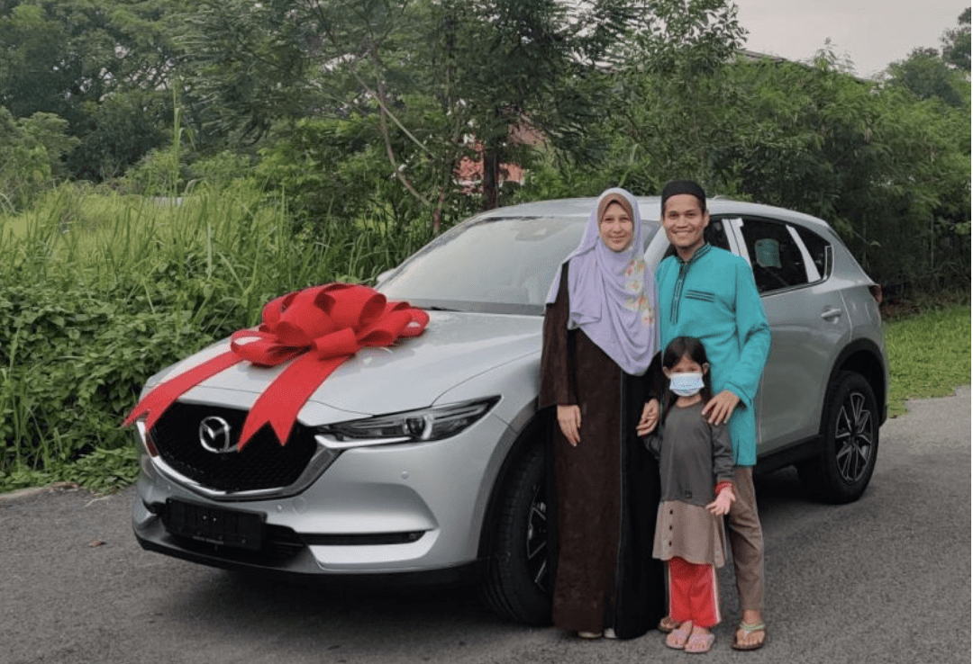 Mohd Yazid gifts wife CX5 for 6th child