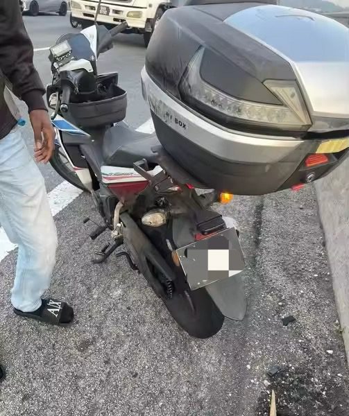 Motorcycle of M'sian victim in Second Link accident