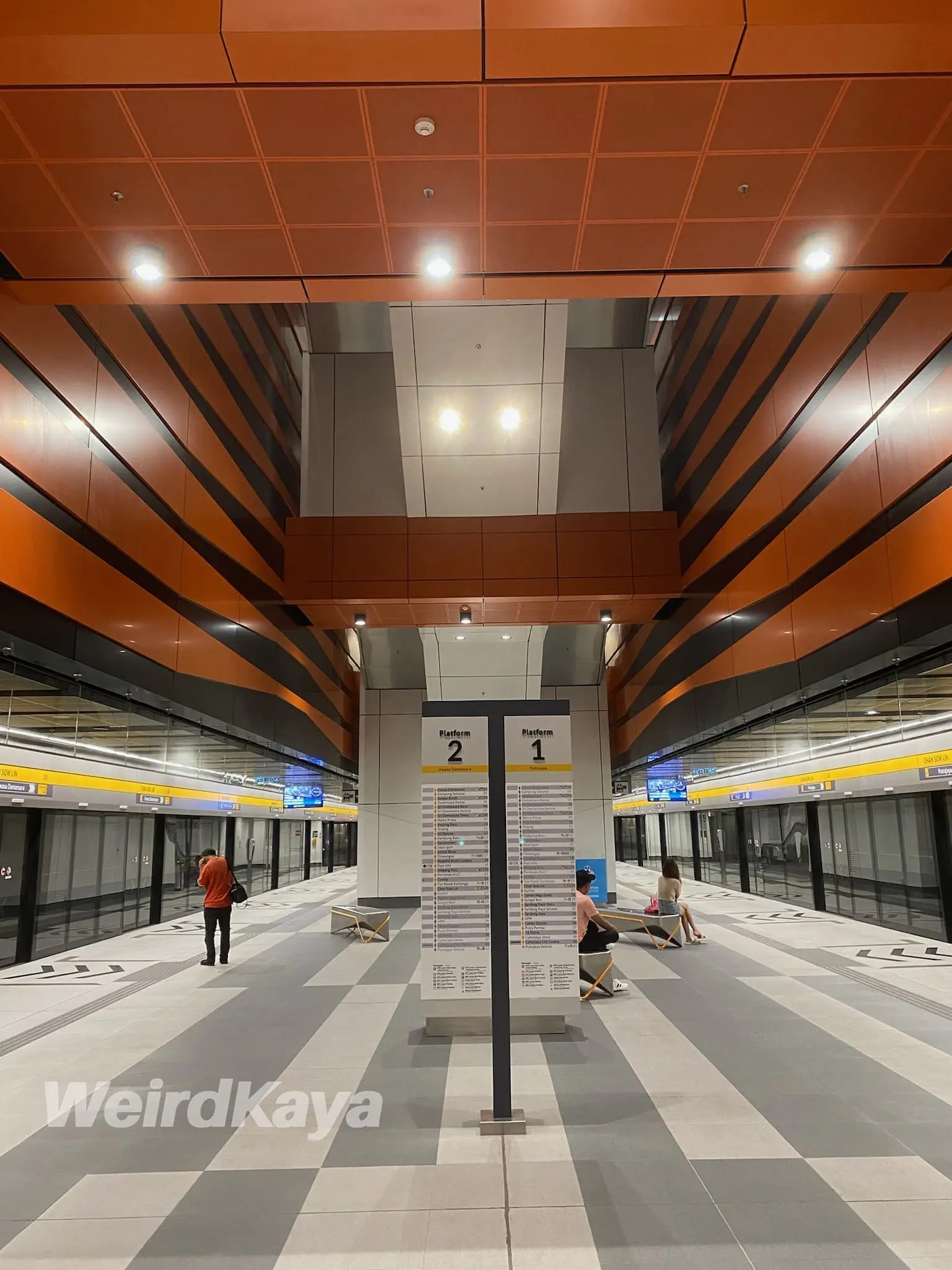 MRT Putrajaya Line station platform