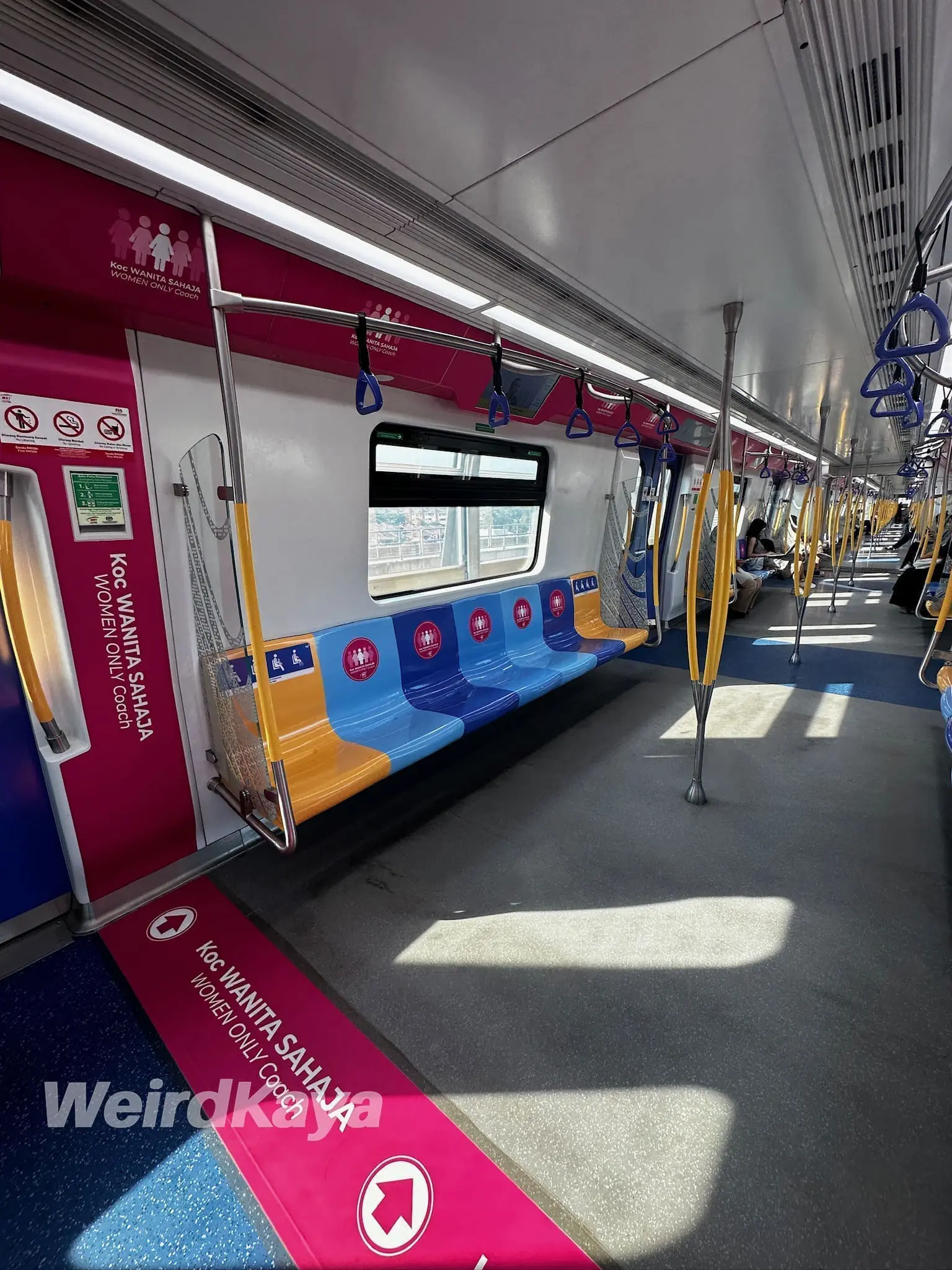 MRT_Women's Coach 3_Putrajaya Line