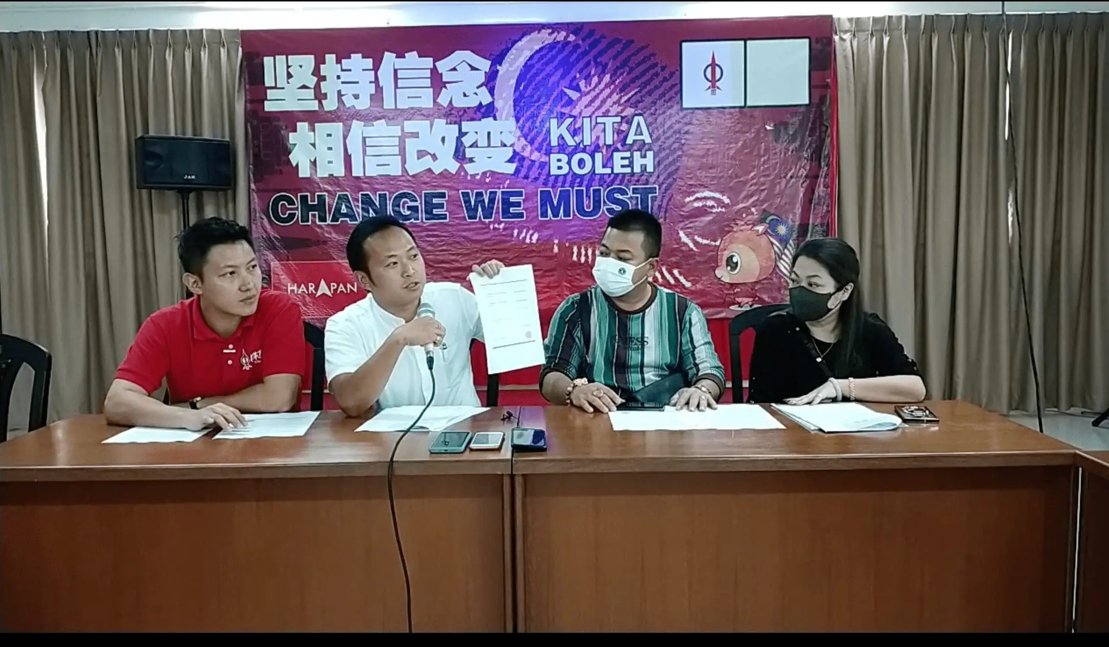 M'sian Businessman Loses RM1Mil After Answering Scam Call For 14 Seconds 04