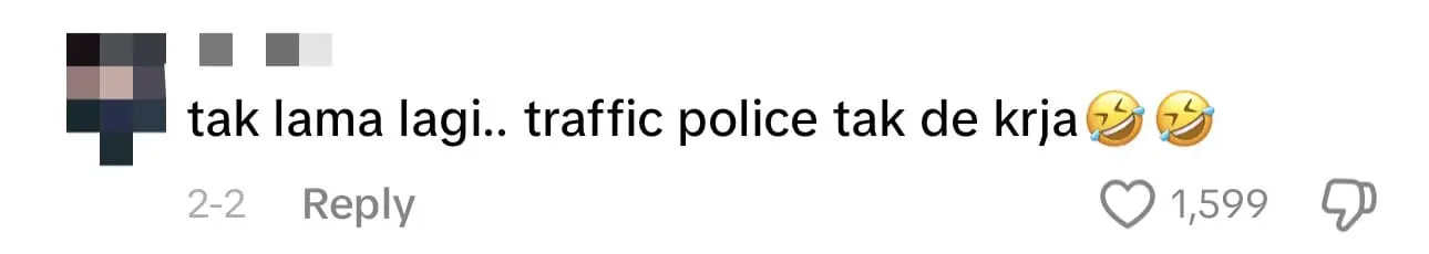 M’sian Man Helps Direct Traffic, Gets Filmed By Police In Viral Video comment 2