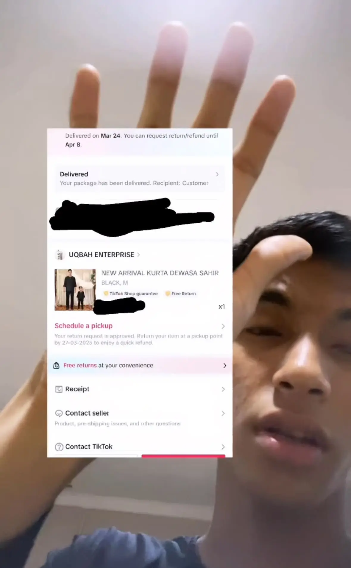 M’sian Man Orders Kurta Online For Raya But Gets Baju Kurung Instead & Slays In It