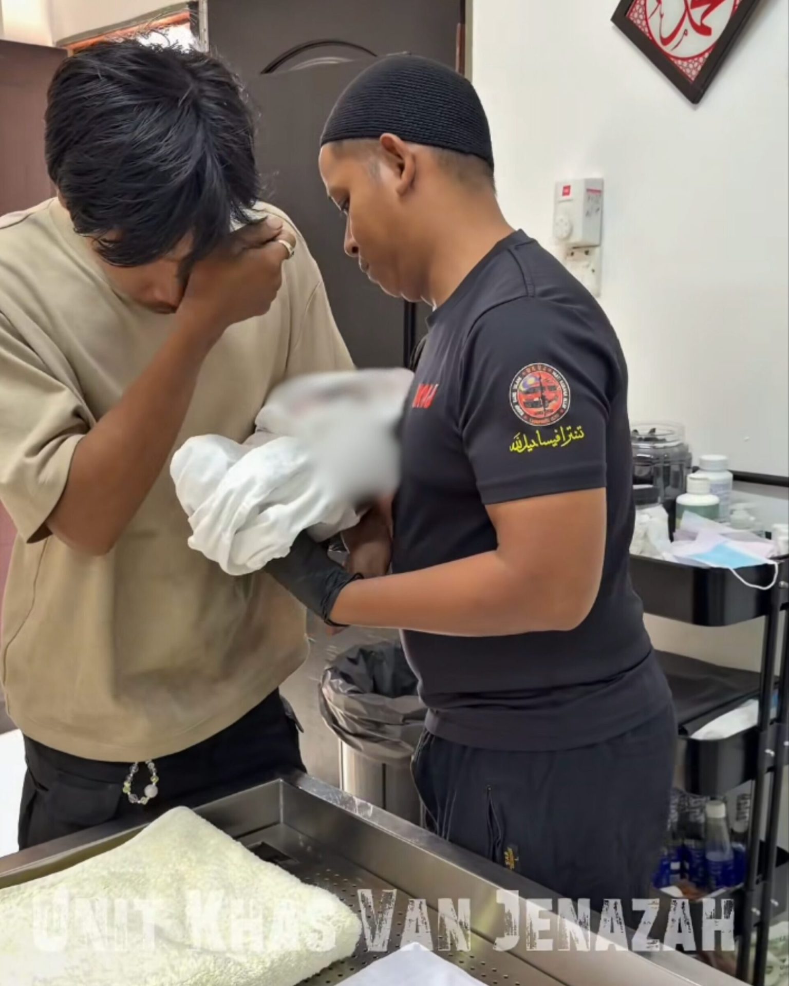 M’sian Mother Loses Newborn Baby After 999-Calls Allegedly Fail To Get Through 2