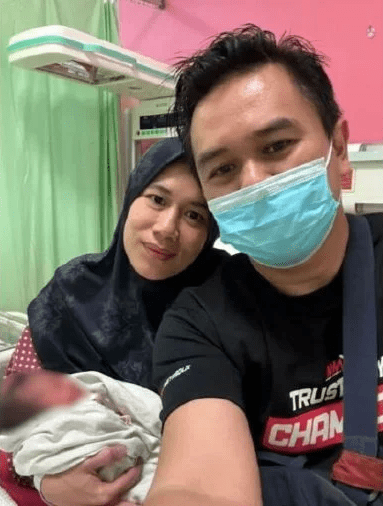M'sian parents of baby born inside a Myvi