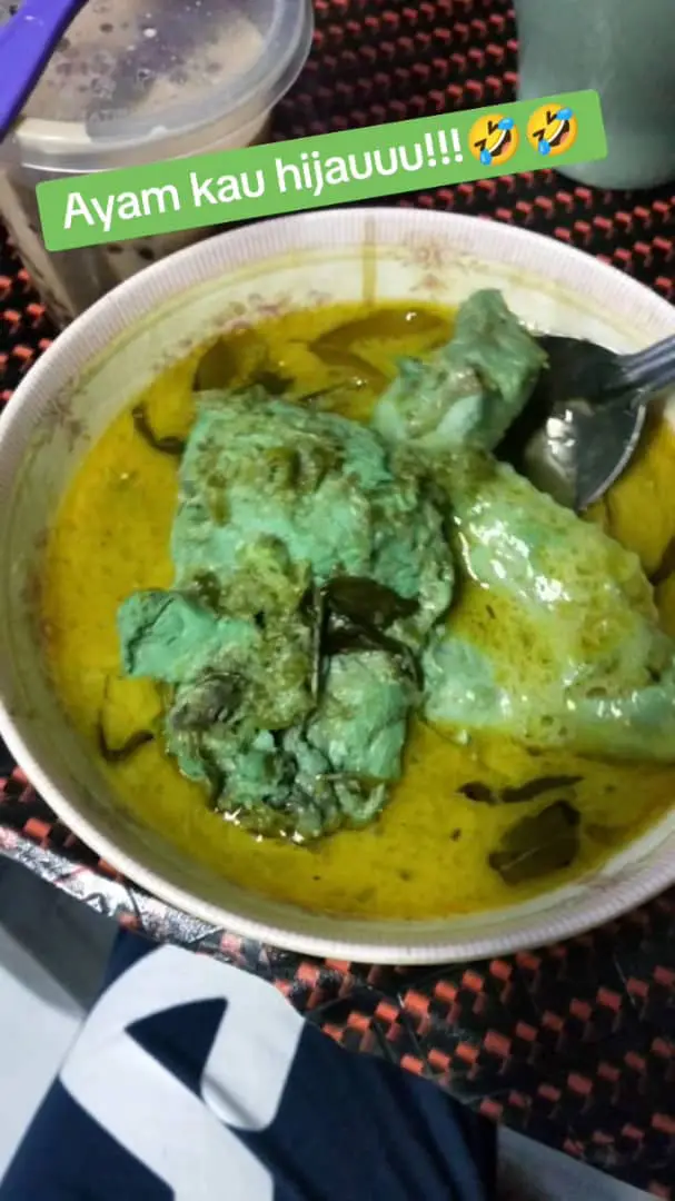 msian showing the grren chicken in the bowl