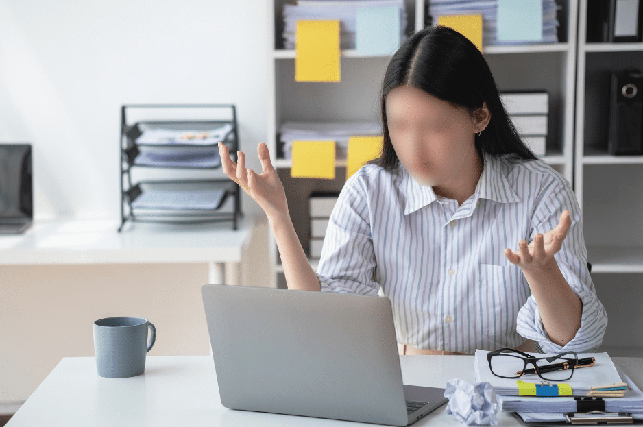 M'sian Woman Gets Job Offer From Company That Fired Her Within 24 Hours' Notice 3 Years Ago