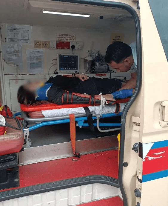M'sian woman sent to hospital after getting hit by car in Melaka