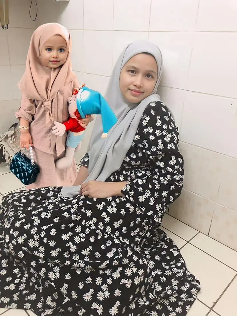 Netizens Fulfil M'sian Woman's Dream Of Having A Child With Their Editing Skills