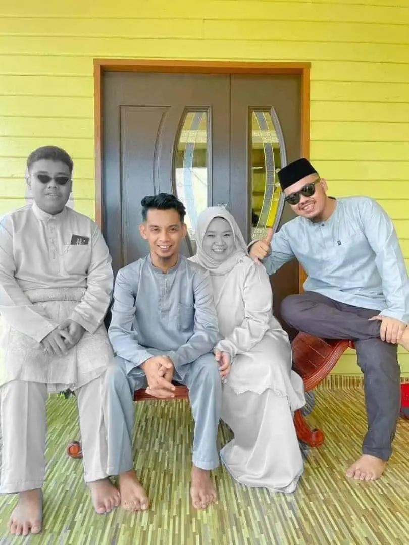 Nurnazatul Fasiha and Mohd Waldon