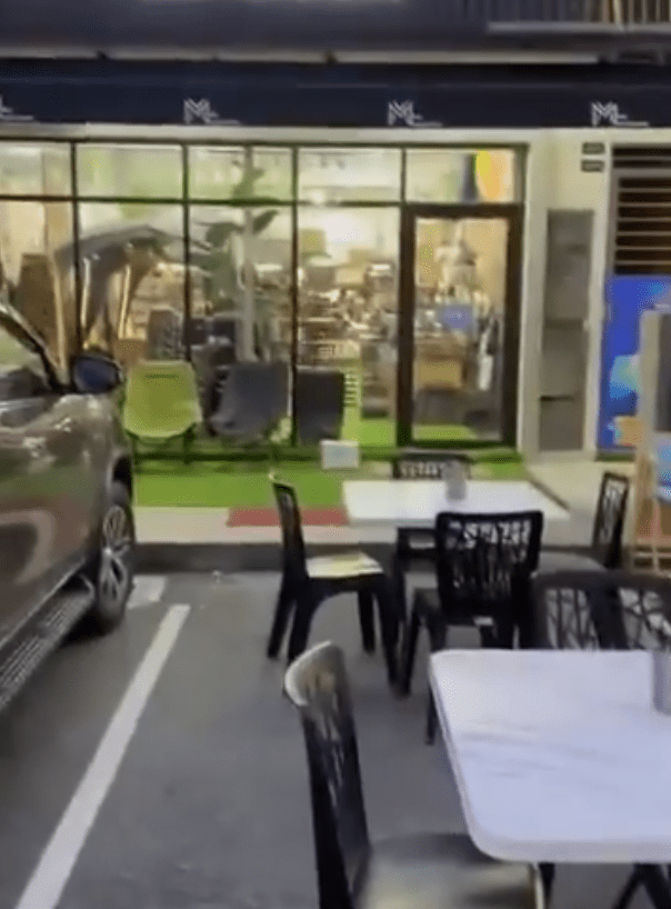 Occupy space in front of their shop