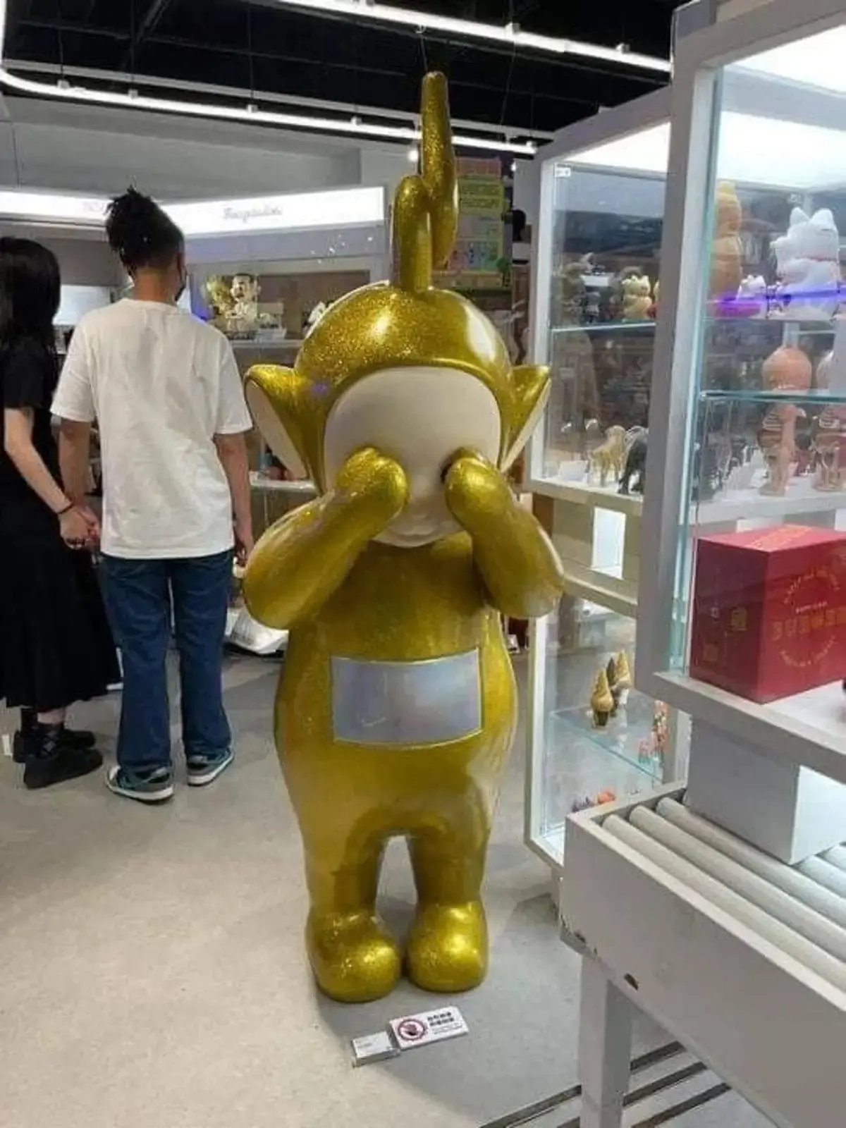golden Teletubby