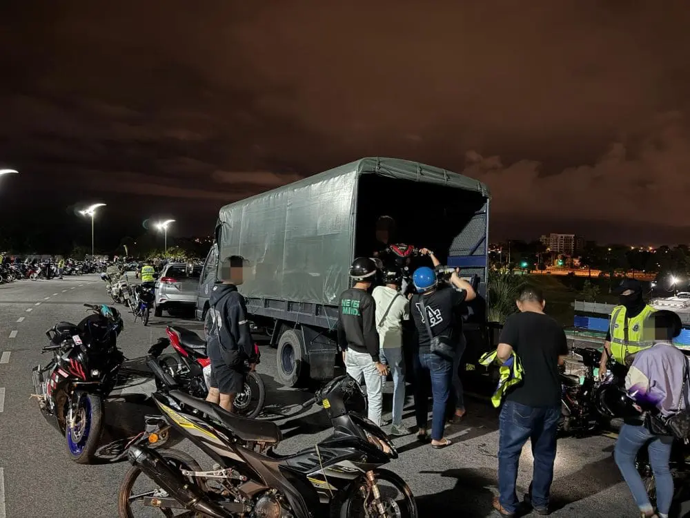 Op Samseng Jalanan in Kuching