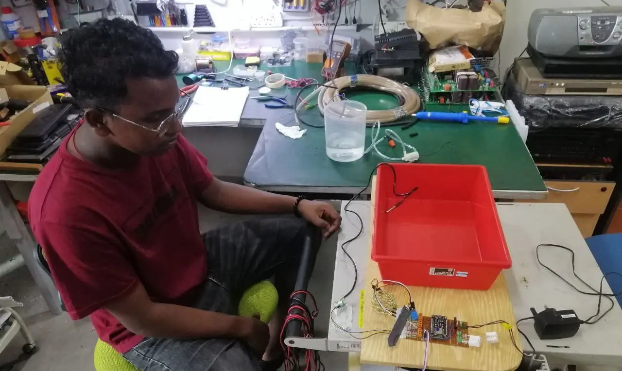 phavanesh doing project