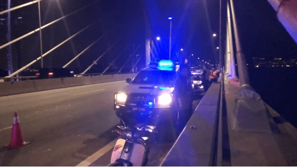 Police looking for man who fell from Penang Bridge