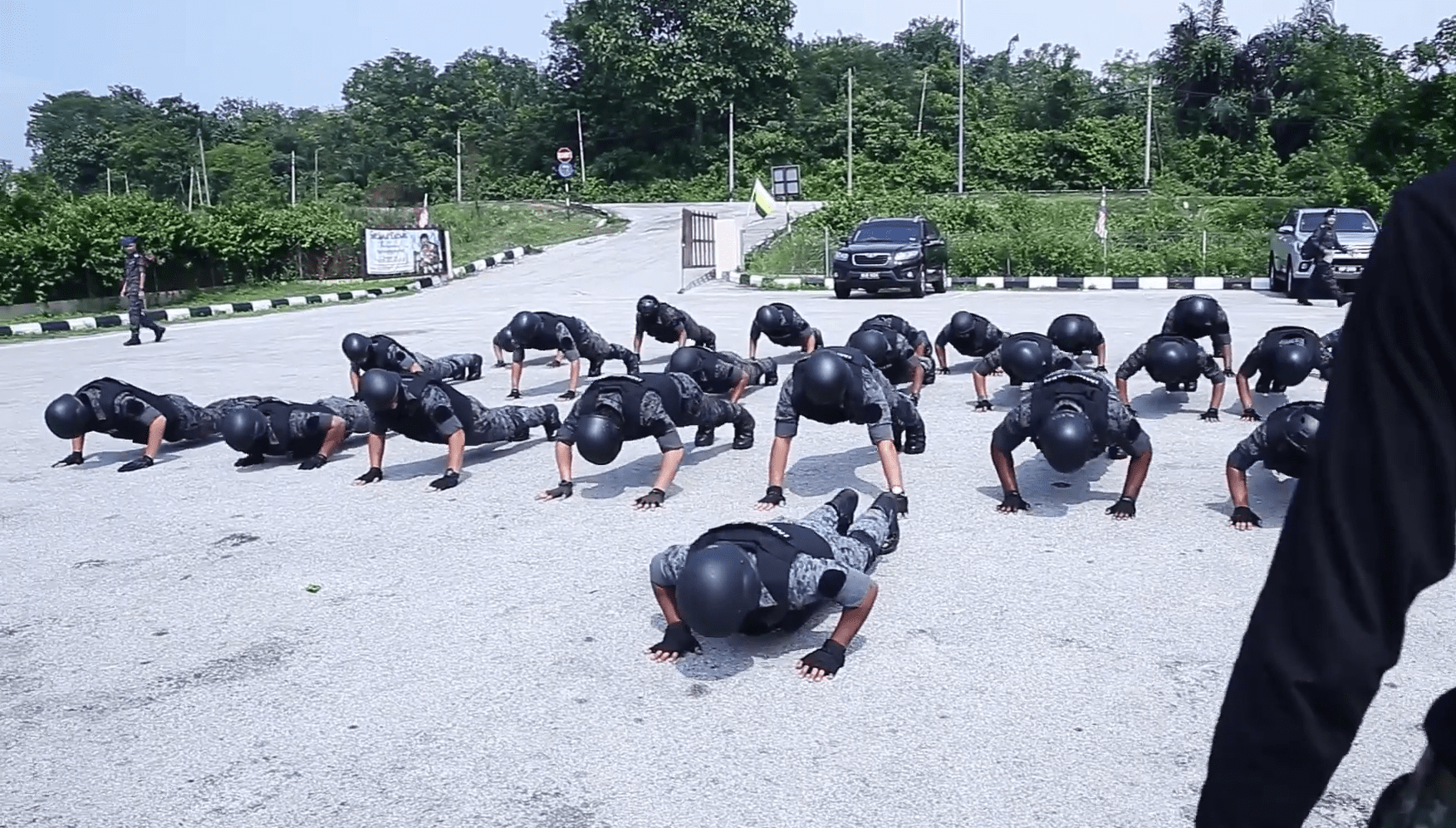 M'sian Immigration Trainee Breaks Tooth After Senior Officer Allegedly Steps On His Neck