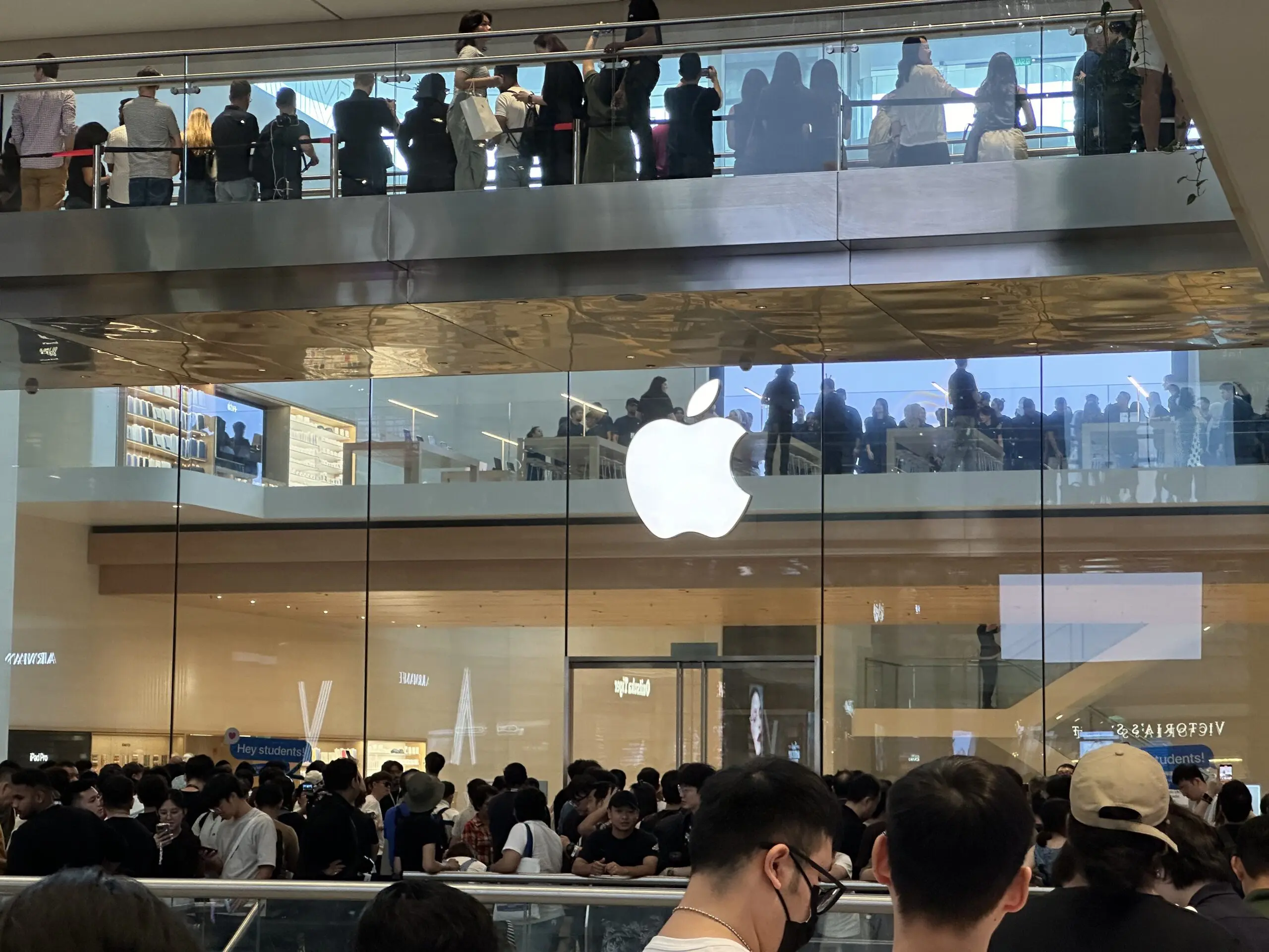 Queue Apple TRX 5