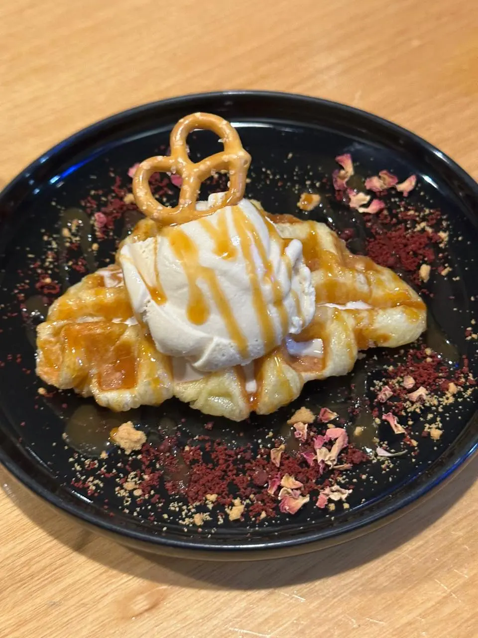 salted caramel croffle