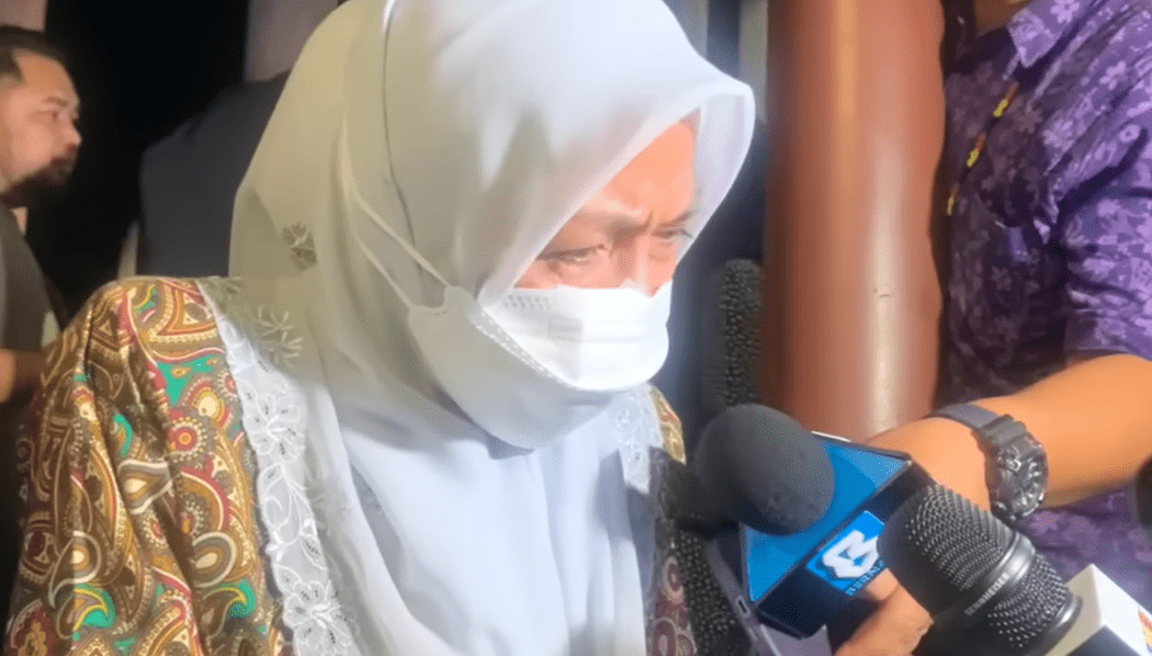 'I Love You' — M'sian Pilot Leaves Last Words For Mother Before Dying In Elmina Plane Crash