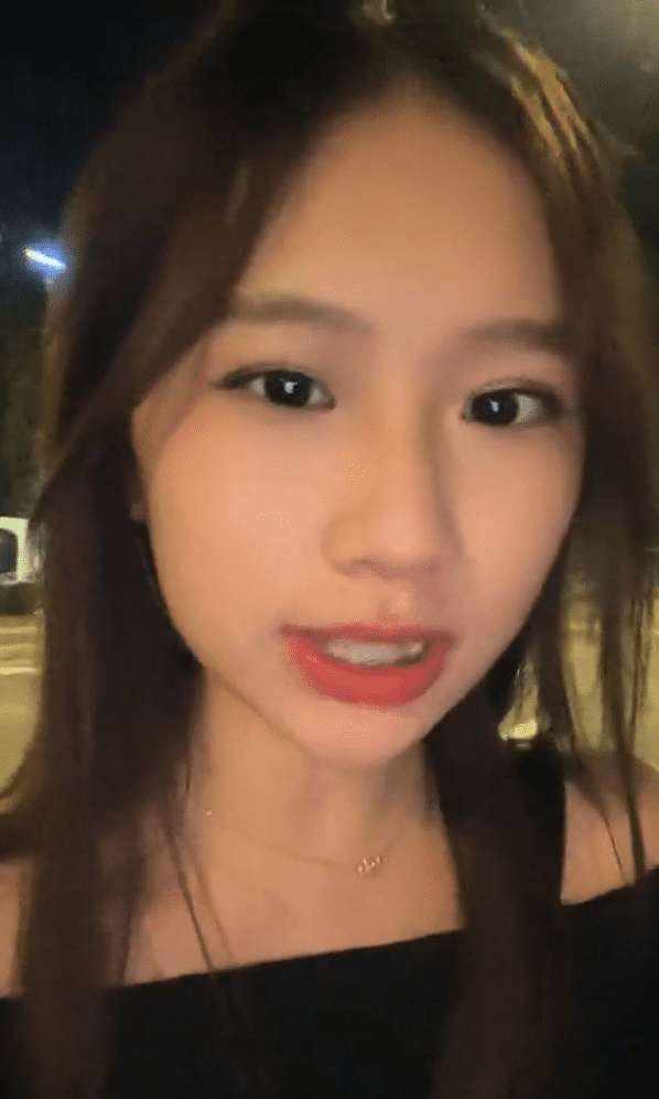 M'sian Girl Stops Herself Before Jaywalking In JB, Jokes That She Has 'Betrayed Her Family & Country'