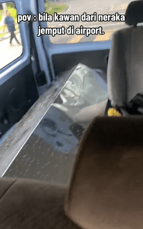 an empty coffin inside the vellfire