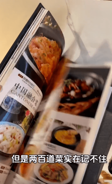 China Woman Works As Waitress At KL Restaurant For A Day & Earns RM100, Says It's Very Tiring