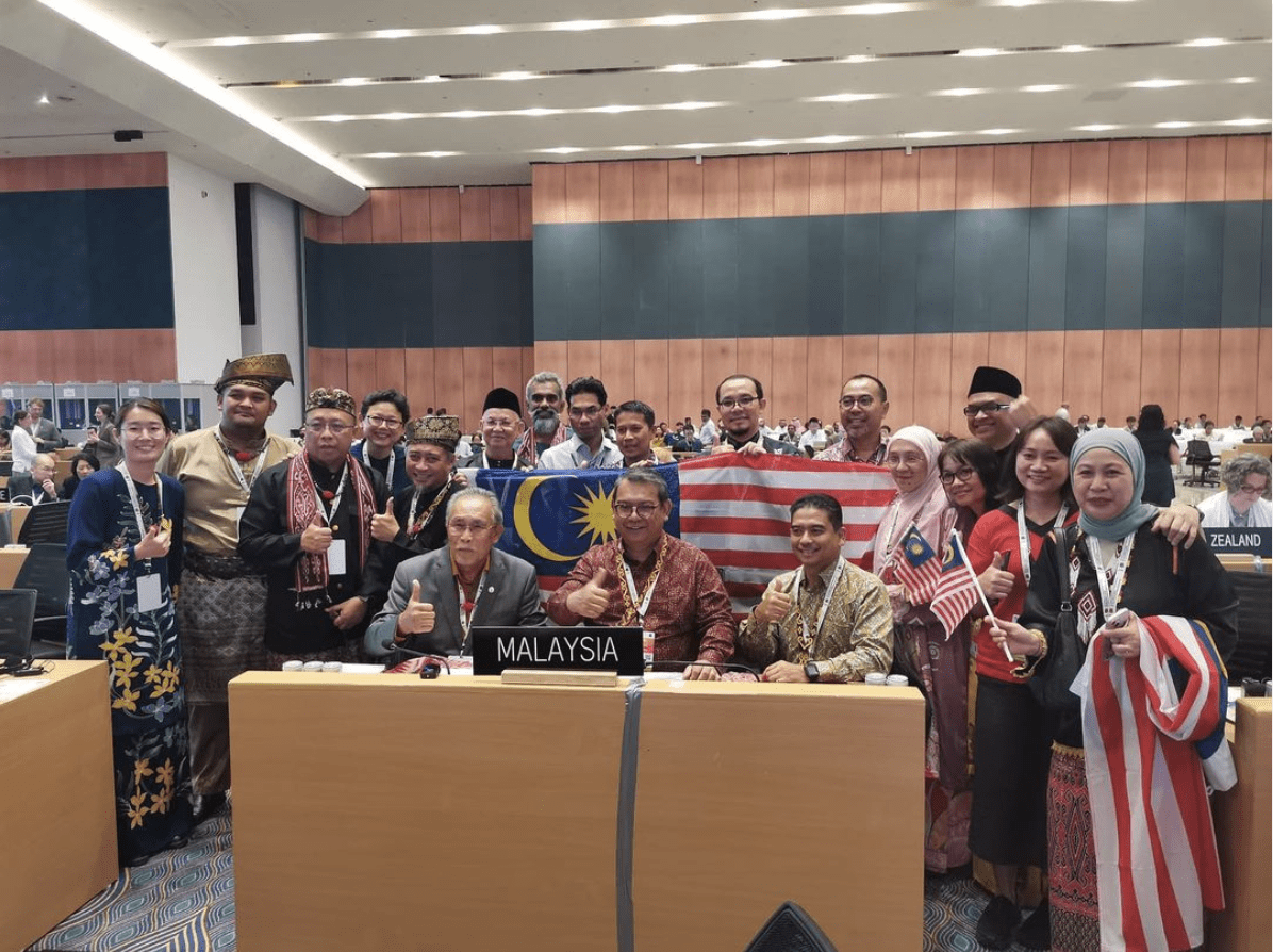 MOTAC group photo for Gua Niah