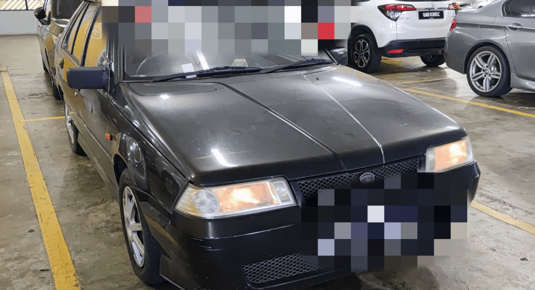 Kind M'sian Leaves Note On Car For Battery Delivery After Owner Forgets To Turn Off Headlights