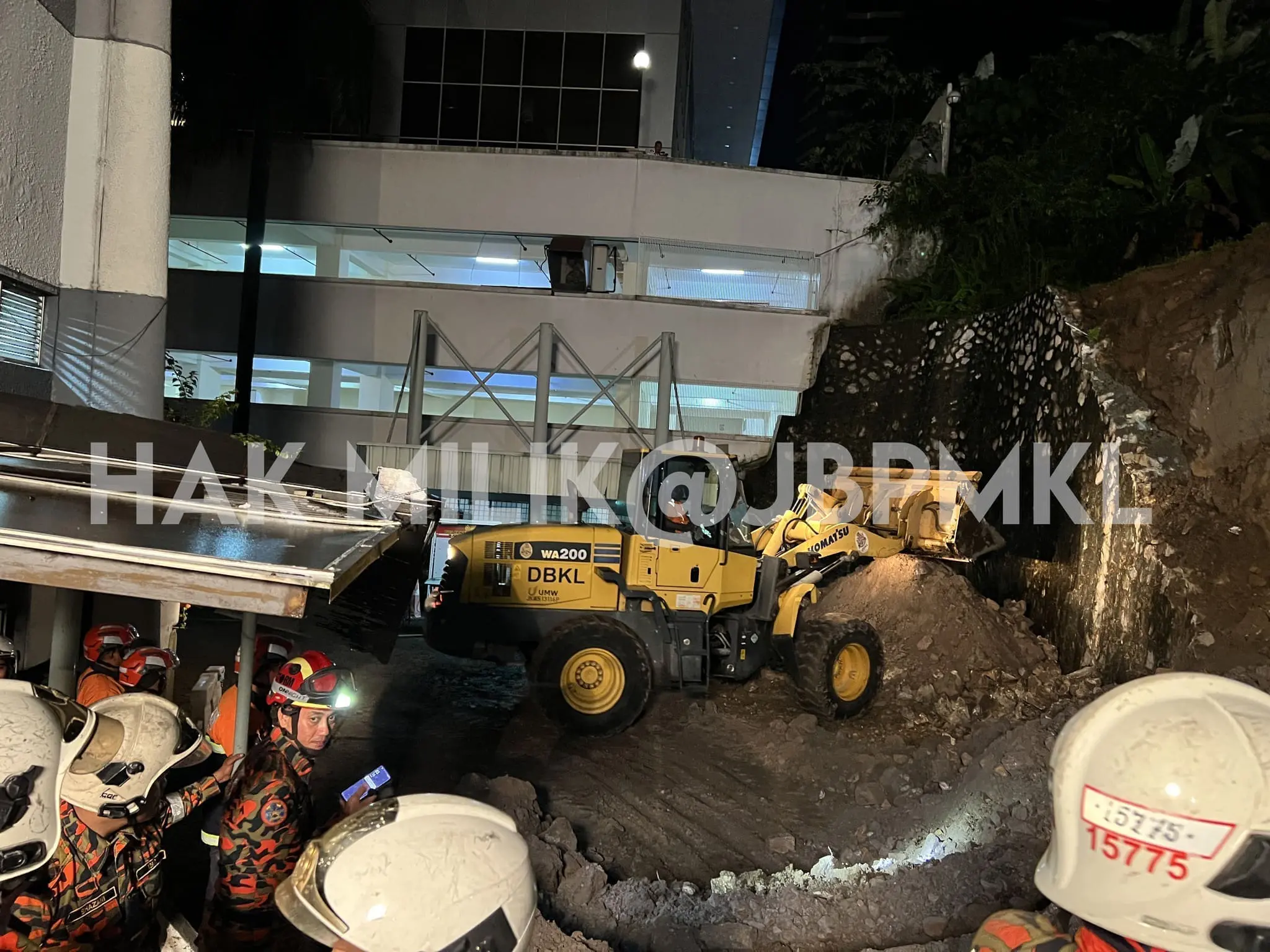 Seputeh Landslide security killed 02