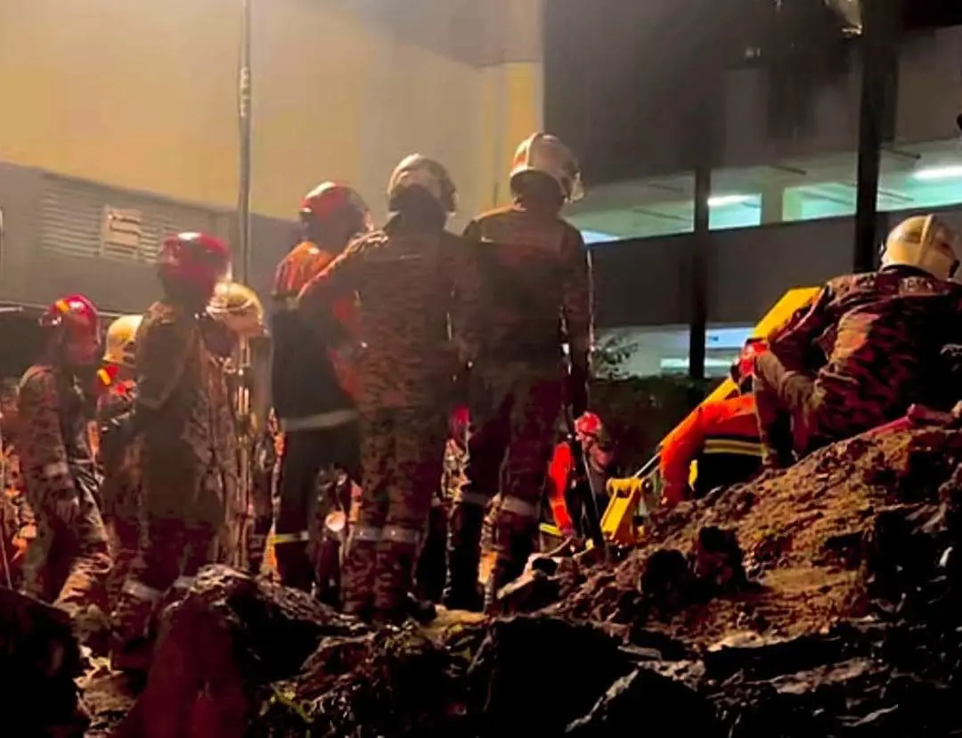 Seputeh Landslide security killed 03