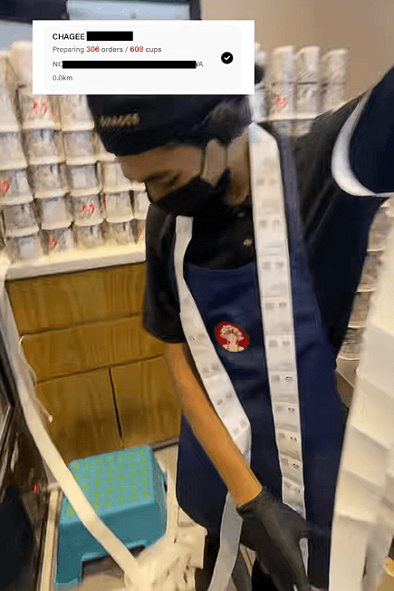 Serving during Chagee promotion Screenshot 2024-11-22 163531 (4)