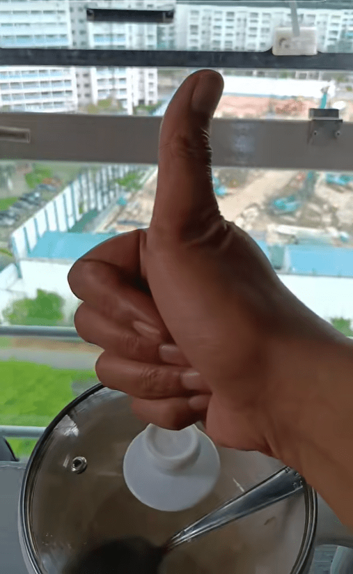 SG man gives fried rice a thumbs up