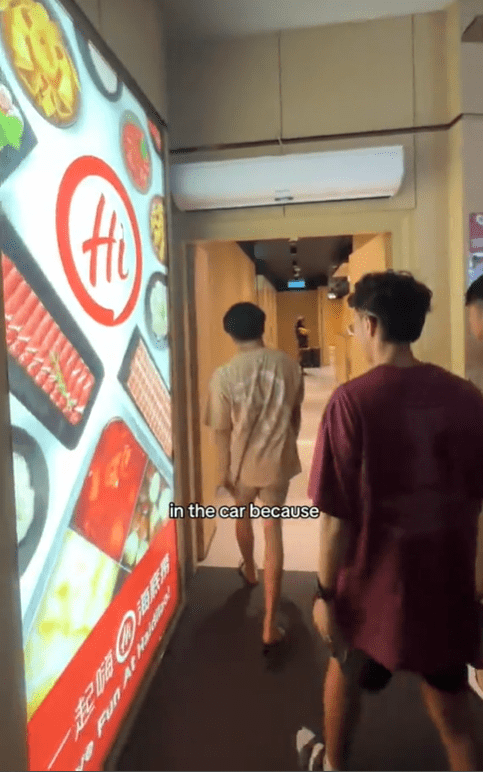 SG woman goes to Haidilao in JB