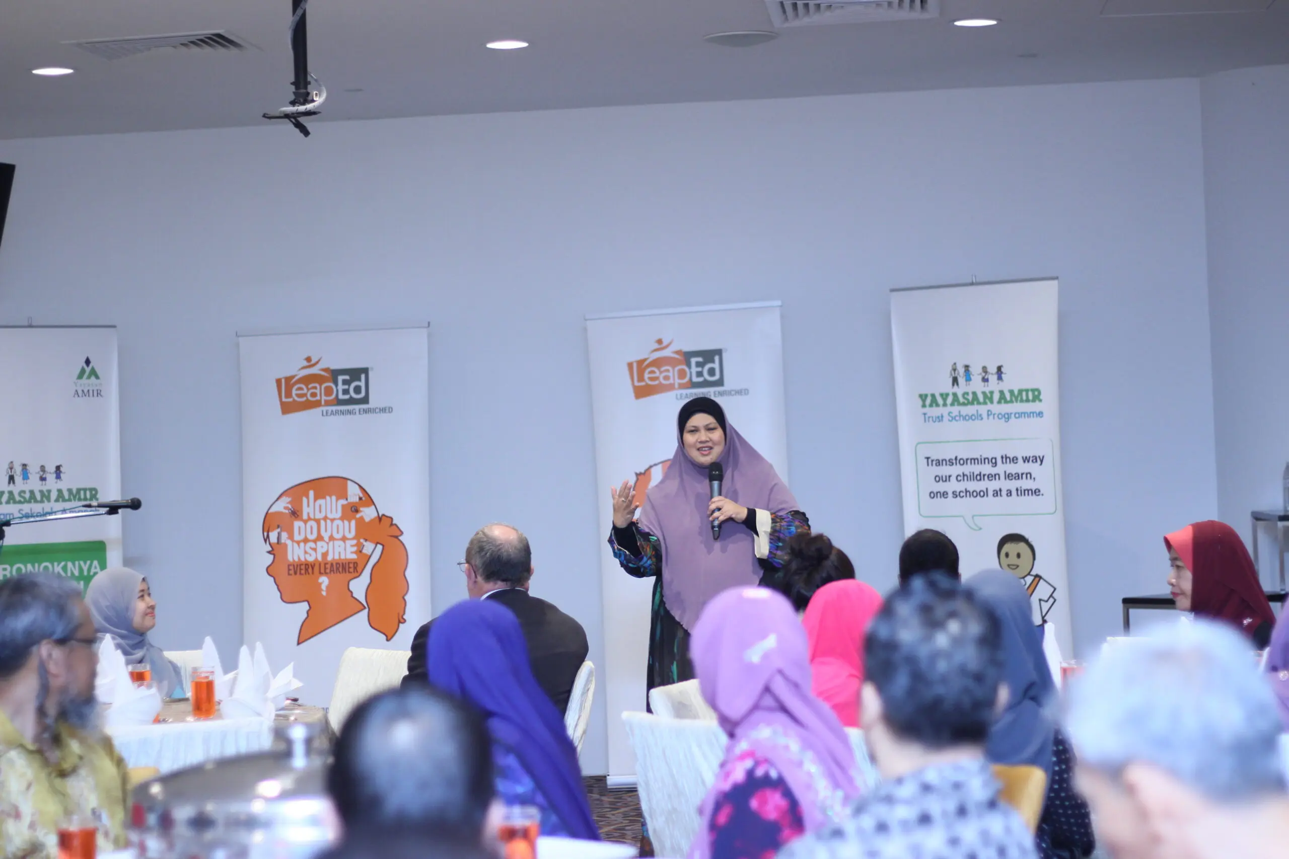 Shahnaz speaking to School Leaders and Teachers