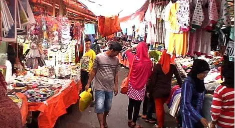 Indonesian shopping