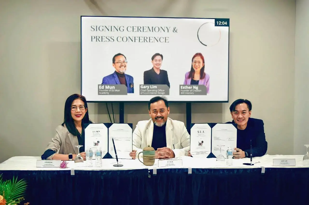 Signing ceremony of S.U.A and Ed Mun Academy