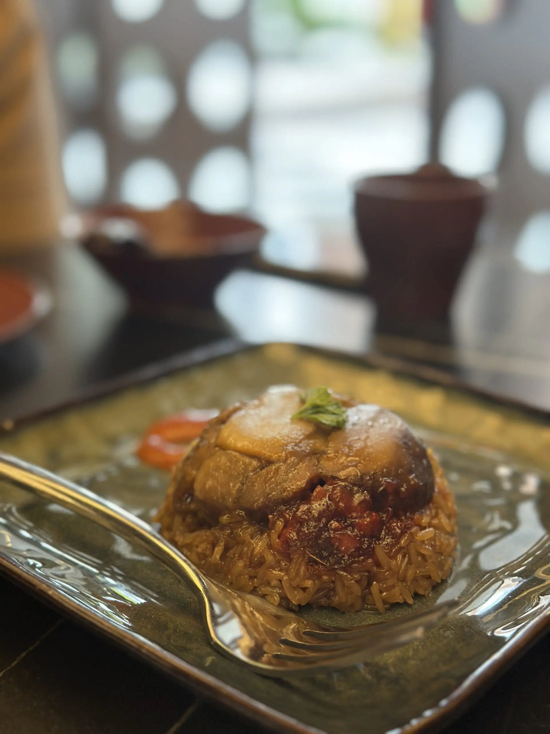 Slice Abalone Sticky Rice with Chicken and Mushroom