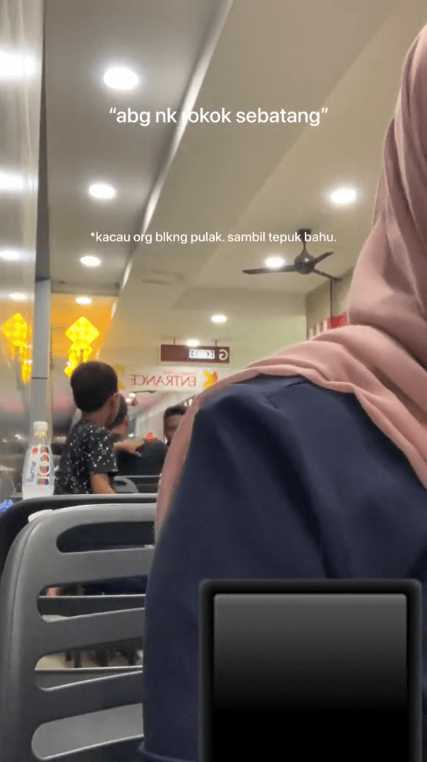 "Oi Babi!" — Young Boy Harasses M'sian Woman Who Refused To Give Him Duit Raya