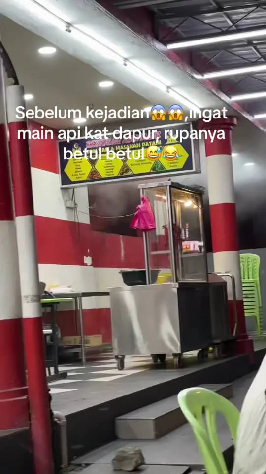 smoke coming out from mamak restuarant