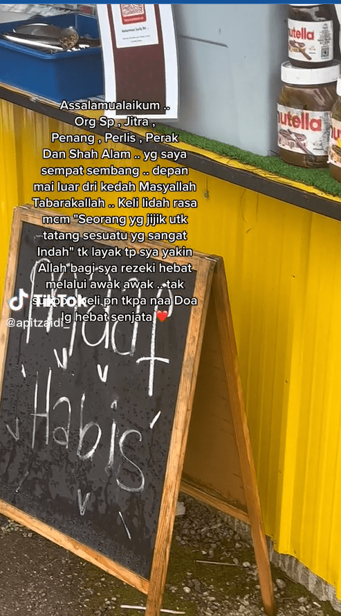 Sungai Petani vendor's banana pancakes stall