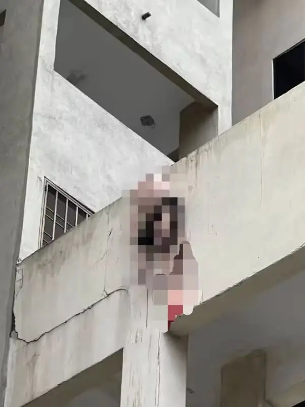 Split body at Penang flat