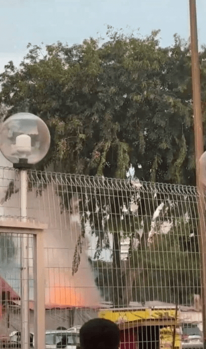 Stall catches fire in Klang