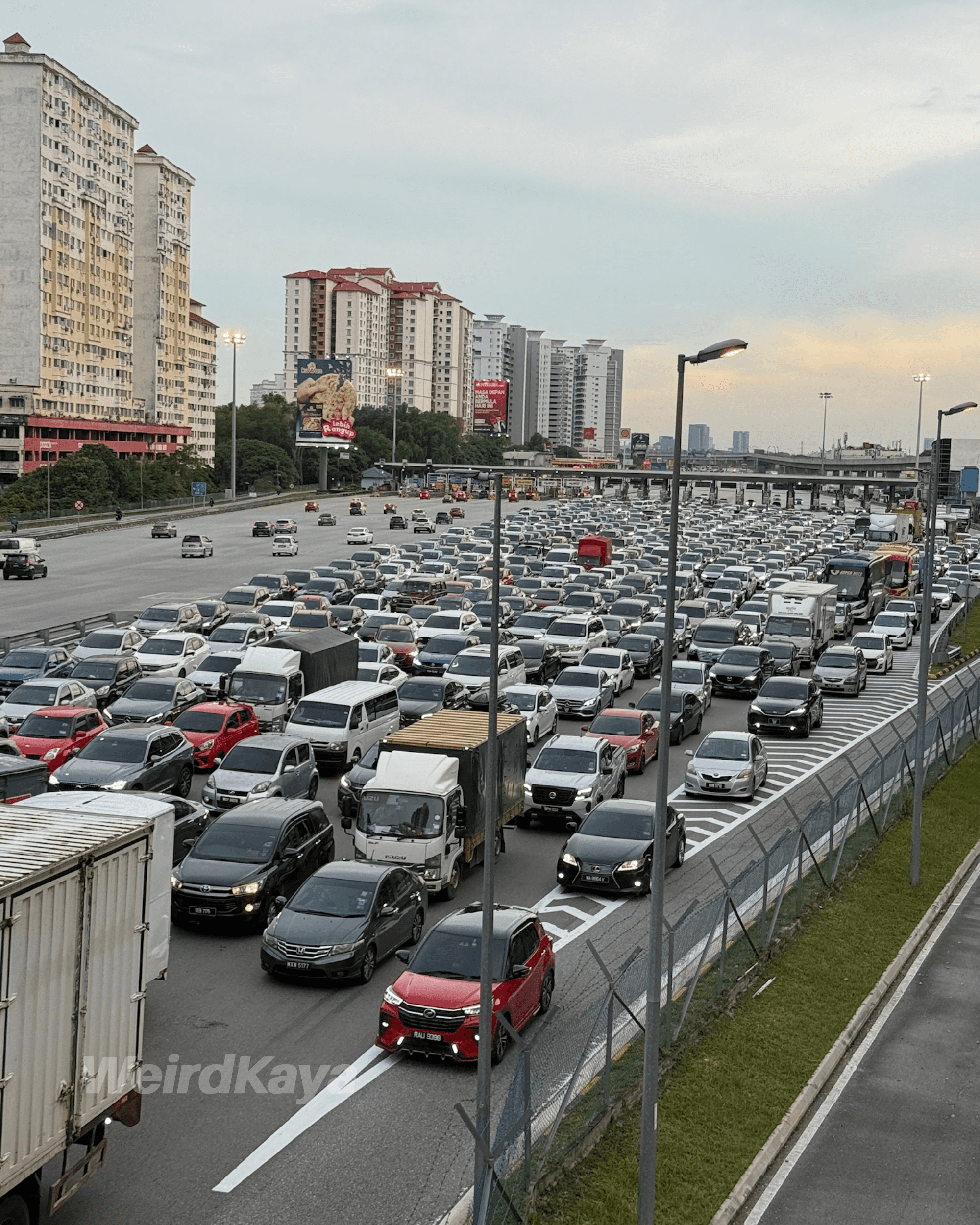 Sungai besi highway_traffic jam_KL_kuala lumpur