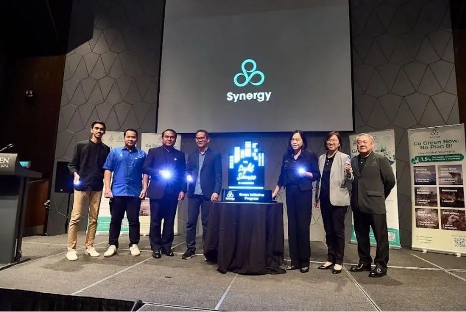 Bringing energy- LED solutions to Selangor, while encouraging all JMB and MC to adopt the 'Go Green Now, No Planefficient B. Light It Up, Pass It On’.