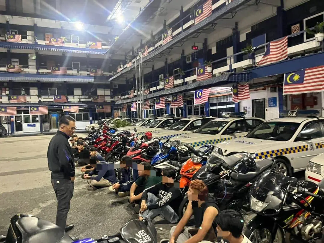 Teen mat rempits arrested in KL