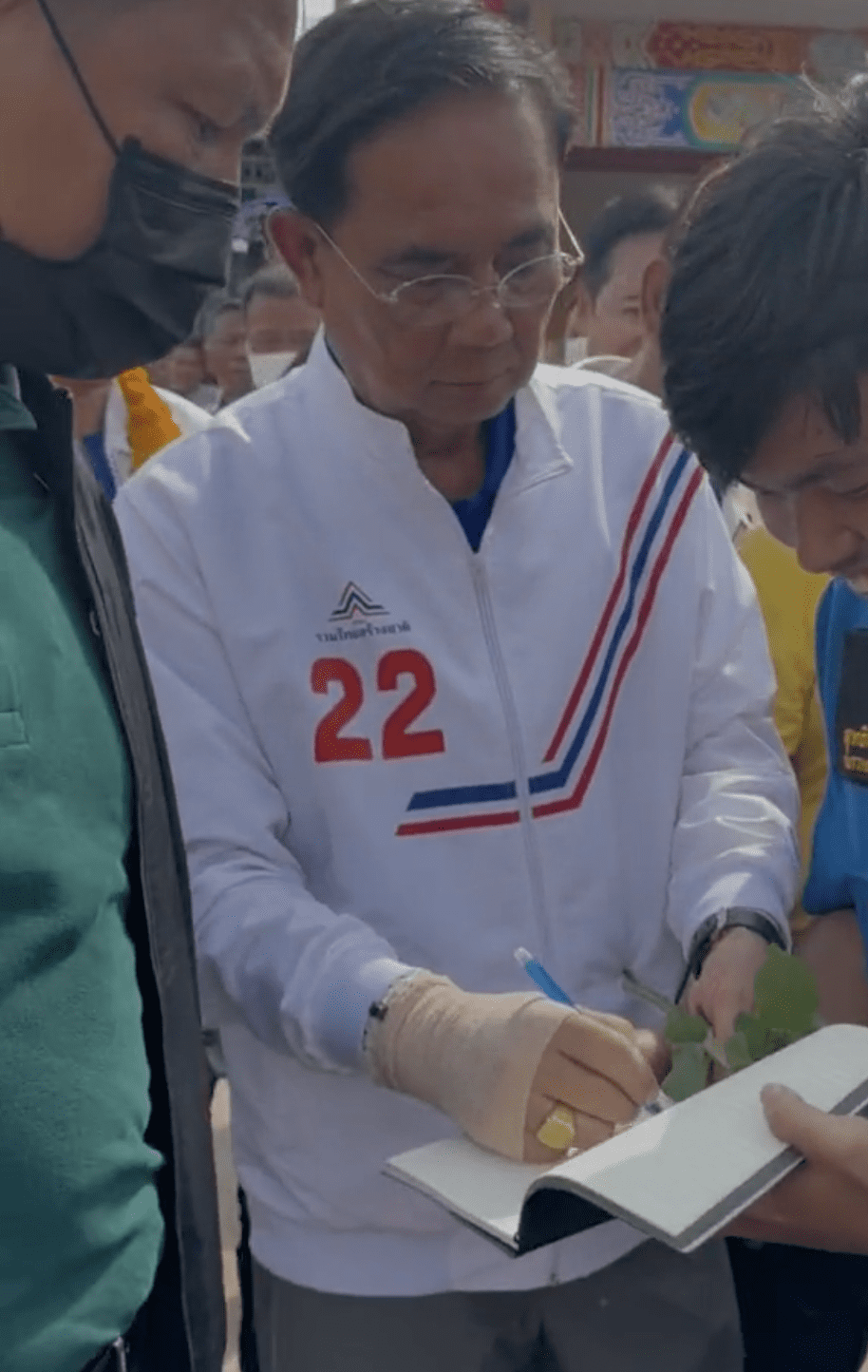 Thai Prime Minister Pranked Into Signing On 'Death Note' During Election Campaign  1