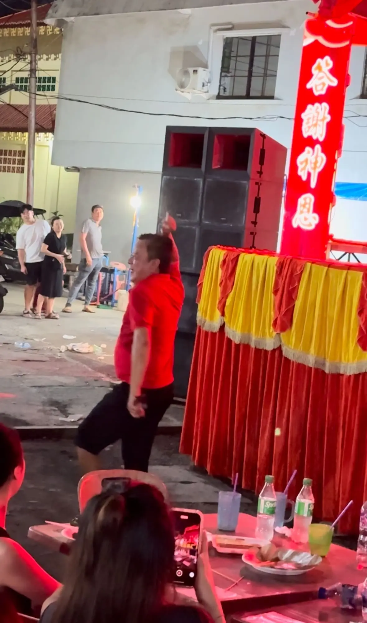 This Is My Friend And Me When We’re Old" - Aunties And Uncle Wow Crowd With APT Dance